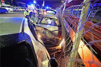 Polizeidirektion Zwickau: 42 Prozent aller Fälle von Unfallflucht aufgeklärt - Bei einem Unfall im April 2022 in Mosel wurden zwei Personen schwer verletzt.