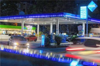 Polizeieinsatz an Aral-Tankstelle in Plauen: Das steckte dahinter - An der Aral-Tankstelle an der Hammerstraße in Plauen kam es am Sonntagabend zu einem Streit zwischen Männern.