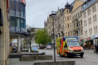 Polizeieinsatz in den Plauener Kolonnaden: Das war der Grund - Keine Seltenheit: Polizei und Notarztwagen müssen zum Einkaufszentrum Kolonnaden anrücken.