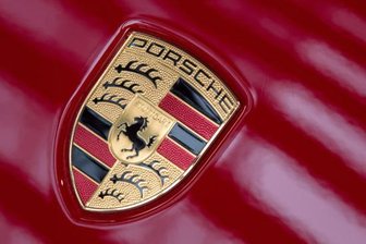 Porschefahrer zeigt Parkrempler an - und entpuppt sich als Betrüger - 