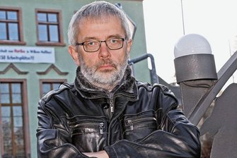 Post aus dem Rathaus von Wilkau-Haßlau: Bürgermeister und Stadträte machen ihrem Ärger über die Bundesregierung Luft - Auch Bürgermeister Stefan Feustel hat den Brief unterschrieben, in dem unter anderem der Umgang der Bundesregierung mit Russland kritisiert wird. 