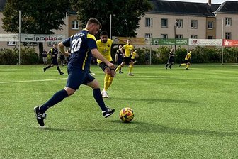Postsportverein Chemnitz: Wie ein Ex-Fußball-Trainer jetzt als Spieler Erfolge feiert - Zurück auf dem Platz: Florian Butter bei einem Spiel des Chemnitzer Postsportvereins in der Kreisoberliga.