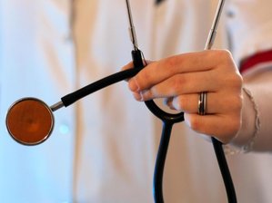 Praxis-Assistenten sollen Hausärzte entlasten -