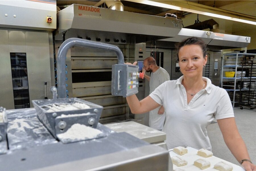 Preisschraube für Brötchen steht noch still - Die Geschäftsführerin der Bäckerei Illgen in Großschirma, Peggy Illgen, muss mit weiter steigenden Energiekosten rechnen, so wie derzeit auch andere Vertreter der Branche. 