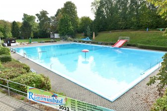 Preisverleihung in Hainichen: 10.000 Euro für jugendliches Engagement - Das Romanusbad: Ohne das Engagement von Ehrenamtlichen könnte der Betrieb nicht aufrechterhalten werden.