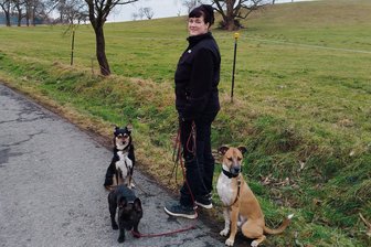 Premiere: Erste Hundewanderung im Tharandter Wald bringt Hundefreunde zusammen - Stephanie Niebling aus Reinsberg organisiert eine Hundewanderung.