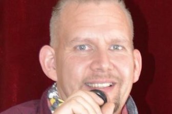 Premiere für einen neuen Schlagersänger im Wettinhain - Rene Rumberger - Schlagersänger und Schausteller