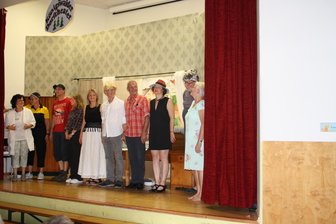 Premiere fürs Königswalder Dorftheater dreimal vor vollem Haus - Der erste Königswalder Dorftheater schlug sich achtbar.