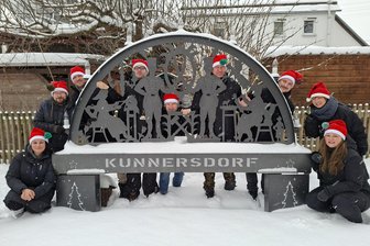 Premiere im Erzgebirge: Schwibbogenfreunde laden zur Glühweinwanderung durchs Zschopautal ein - Seit zehn Jahren gibt es die Freunde des Schwibbogens in Kunnersdorf bei Augustusburg.