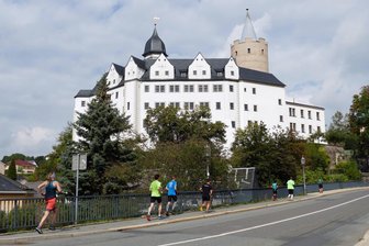 Premiere im Schloss: Es geht um Herkunft, Identität und Selbstverständnis - Auf Schloss Wildeck gibt es am Donnerstagabend eine Premiere.
