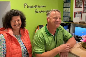 Premiere in Reichenbach: Warum es jetzt Physio- und Ergotherapie in einer Praxis gibt - Ziehen ab Oktober am selben Strang: Ergotherapeutin Ulrike Zeidler und Steffen Schönhoff, Inhaber der gleichnamigen Physiotherapie-Praxis am Reichenbacher Markt.