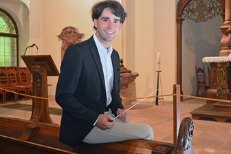Premiere: Junge Philharmonie Augustusburg spielt ein besonderes Familienkonzert - Experimentierfreudiger Kirchenmusiker: Pascal Kaufmann wird in der Stadtkirche Augustusburg ein besonderes Familienkonzert mit der Jungen Philharmonie gestalten.