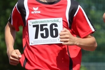 Premiere mit Gold veredelt - Leichtathlet Marius Lampert von der SSV Fortschritt Lichtenstein gewann am Wochenende die Landesmeisterschaft im 3000-Meter-Lauf der M 14 in Zwickau. 