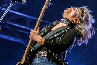 "Privat höre ich ganz andere Musik" - Suzi Quatro wird in knapp zwei Wochen auf der Freilichtbühne zu erleben sein.
