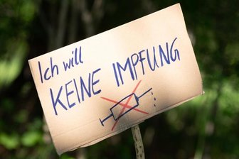 Im Fall einer Corona-Quarantäne kommt bisher der Staat für den Verdienstausfall auf. Das soll sich spätestens ab dem 1. November ändern.