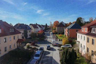 Probleme mit Baugrund und Leitungen: Friedrich-Staude-Straße in Zwickau bis 2025 Baustelle - Die Friedrich-Staude-Straße in Zwickau-Marienthal bleibt bis 2025 eine Baustelle.