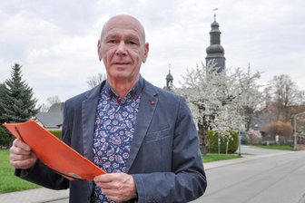 Prognose für Altmittweida: Bis 2030 nur halb so viele Schulanfänger - Altmittweidas Bürgermeister Jens-Uwe Miether setzt sich für den Erhalt der dörflichen Infrastruktur und der Grundschule ein.