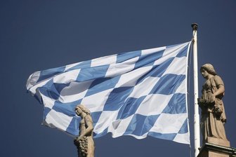 Prognosen: CSU verliert absolute Mehrheit in Bayern - Bayern wählt einen neuen Landtag.