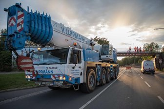 Protest gegen Brückenabriss an der B 173 - Gegen 20 Uhr wurde mit den Arbeiten begonnen.