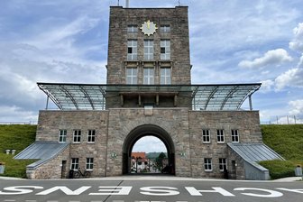 Prozess um altes Zwickauer Westsachsenstadion: Stadt unterliegt im jahrelangen Rechtsstreit mit Architekten - Das Westsachsenstadion wurde bis 2015 saniert. Jetzt fiel das Urteil im Rechtsstreit um den gescheiterten Umbau zur Fußballarena.