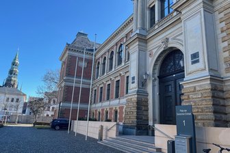 Prozess um Kindesmissbrauch im Vogtland: Folterte die Stasi den Angeklagten? - Am Landgericht ergriff am Mittwoch der Angeklagte das Wort.
