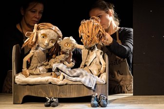 Puppentheater eröffnet Spielzeit in Plauen - Das Puppentheater Zwickau startet im Vogtlandtheater mit dem Stück Hänsel und Gretel in der neuen Spielzeit.