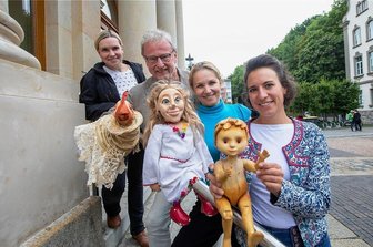 Puppentheater-Spektakel in Plauen eröffnet die Spielzeit - Haben das Puppentheater-Spektakel mitorganisiert: Anja Heintschel von der städtischen Kultur Z GmbH, Geschäftsführer Jürgen Flemming, Direktorin Monika Gerboc und Dramaturgin Dominique Suhr (von links).