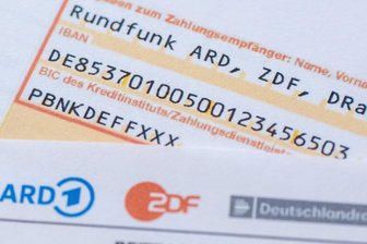 Pyur in Zwickau auf der Jagd nach vermeintlichen Schwarzsehern: Kabelanbieter spricht von „Systemfehler“ - Dass Pyur auf der Suche nach Schwarzsehern die Falschen angeschrieben hat, ärgert in Zwickau viele TV-Nutzer.