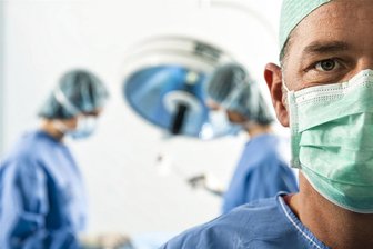 Qualität im Krankenhaus: So minimieren Sie Ihr Risiko in Sachsens Krankenhäusern - Von seiner Erfahrung mit der OP hängt nachweislich das Ergebnis ab.