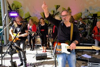 Quartett rockt in Reichenbach für den Frieden - Die Band Supernova. Im Göltzschtal ist sie eine Legende.