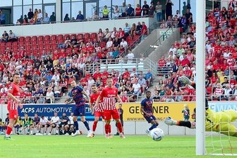 Queens Park Rangers gewinnen in Zwickau - 