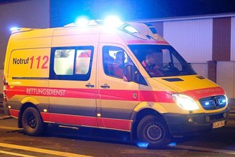 Radler von Auto erfasst - 