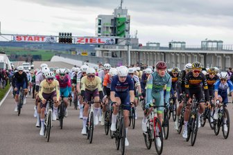 Radrennen auf dem Sachsenring: Welches Team den Saisonauftakt der Rad-Bundesliga rockte - Premiere beim 86. Radrennen auf dem Sachsenring: Auf dem Grand-Prix-Kurs fand erstmals ein Rennen der Rad-Bundesliga statt.