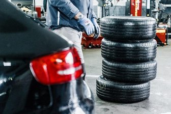 Radsätze im Wert von 112.000 Euro aus Zwickauer Reifenhalle gestohlen -
