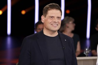 Radsportlegende Jan Ullrich vor seiner Fahrt nach Chemnitz im Interview: „Zur Not können mich die anderen Teilnehmer ja auch schieben“ - Jan Ullrich, hier bei einem Talkshowauftritt im Juni dieses Jahres, wird am 13. September die letzte Etappe des European Peace Ride von Usti nad Labem nach Chemnitz mitfahren.
