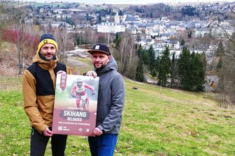 Radsportler machen Zschopauer Skihang auch ohne Schnee zur Rennstrecke - Weil es an gleicher Stelle schon mal zwei Downhillrennen gab, nennen Michael Keil (links), Carsten Brödner und die anderen Mitstreiter aus dem ShredErz-Verein die Neuauflage „Skihang Reloaded“.