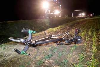 Radweg an der S 200 bei Mittweida? Plan steht, Finanzierung noch lange nicht - Im November 2023 starb ein Radfahrer, der von einem Auto auf der S200 zwischen Ottendorf und Altmittweida angefahren wurde.