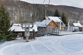 Räte und Bürgermeister in Rechenberg-Bienenmühle liefern sich Schlagabtausch - Die Gemeinde Rechenberg-Bienenmühle hat dem Holzhauer Skiliftbetreiber den Pachtvertrag gekündigt. Das Thema führte am Dienstagabend zur Auseinandersetzung.