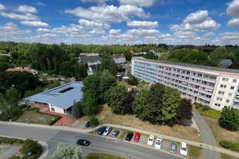 Rätsel um mysteriöses Pfeifen in Reichenbach gelöst - An der Ecke Obermylauer Weg/Dammsteinstraße im Wohngebiet West fühlen sich Anwohner seit Wochen durch ein Pfeifgeräusch gestört. Sogar das Umweltamt war vor Ort. 