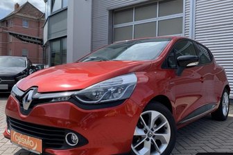 Rätsel um Renault in Zwickau: Nach Blackout eines Seniors ist sein Auto verschwunden - Solch ein Auto wird in Zwickau gesucht: Erst verlor ein Zwickauer Senior kurzzeitig sein Gedächtnis. Dann seinen Renault.