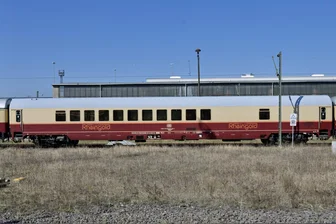 Rätsel um „Rheingold“-Zug auf Zwickauer Hauptbahnhof - Keiner weiß, woher er kam: Ein Zug mit „Rheingold“-Wagen auf dem Zwickauer Hauptbahnhof.