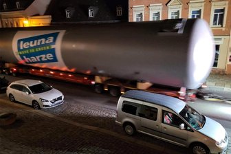Rätsel um Schwertransport durch Geringswalde gelöst - Ähnlich wie hier im März bewegte sich kürzlich ein Schwertransport durch Geringswalde mit Ziel Aken.