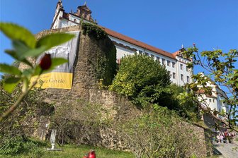 Rätselhaftes Loch im Hof von Schloss Colditz: Erste Geheimnisse jetzt gelüftet - Schloss Colditz hat weitere Geheimnisse preisgegeben.