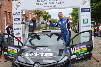 Rallye-Ass Mohe meistert schnelle Passagen mit zwei Gesichtern - Carsten Mohe mit seinem neuen Beifahrer Christoph Gerlich (l.). Das Duo funktionierte auf Anhieb.