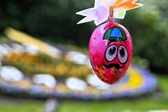 Ran an die Eier: Wann wird denn eigentlich versteckt? - So ein Osterei sucht und findet man doch besonders gern - egal an welchem Tag. Genauer hinzuschauen lohnt sich auf jeden Fall im Stadtpark Hainichen rund um das Gellert-Museum.