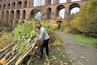Ranklotzen an der Göltzschtalbrücke: Wer für freie Sicht auf das Wahrzeichen des Vogtlands sorgt - David Erdmann aus Reichenbach: voller Tatendrang und frischer Ideen.