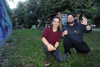 Rappen für Organspenden: Wie Zwickauer Spaß und guten Zweck miteinander verbinden - Kunstplantagen Urgestein Chris Schlüter (links) und Veranstalter Franz-Randy Felix Hahmann freuen sich auf Samstag.