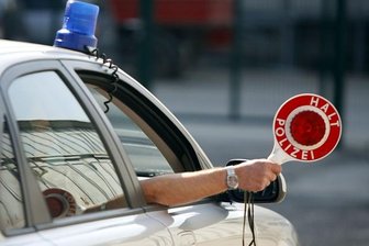 Raser auf A4 gestoppt: 80 km/h schneller als erlaubt - 