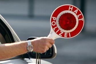 Raser fast doppelt so schnell wie erlaubt auf A 72 unterwegs -