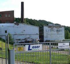 Rat meint: Chemiefabrik darf jetzt erweitern - 
              <p class="artikelinhalt">Die Firma Loser Chemie möchte die Produktionspalette an ihrem Langenbacher Standort, dem Gelände der ehemaligen Chemischen Fabrik Fährbrücke, erweitern.</p>
            